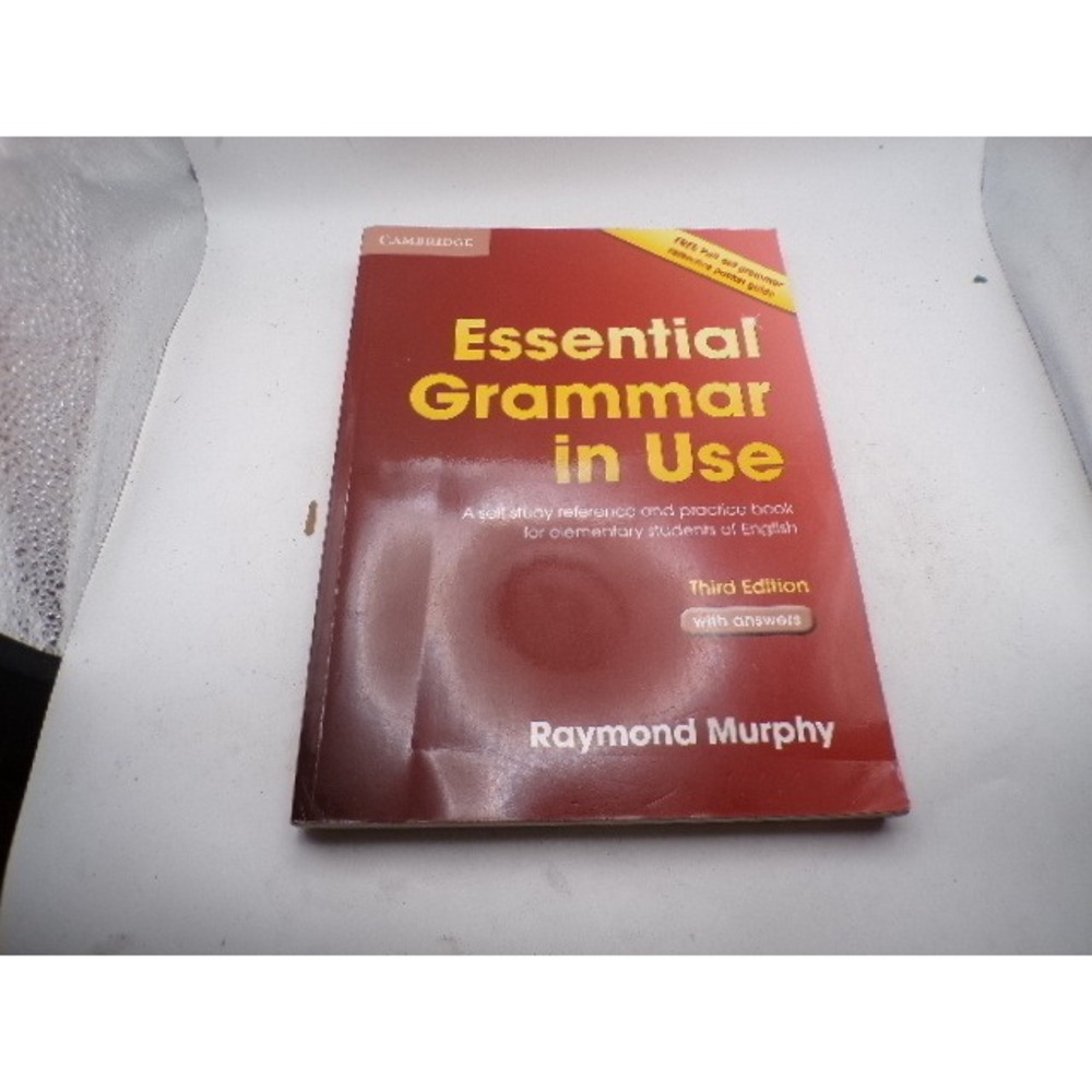 Essential Grammar in‎ Use Raymond Murphy 3rd Edition with Answers 9780521675802